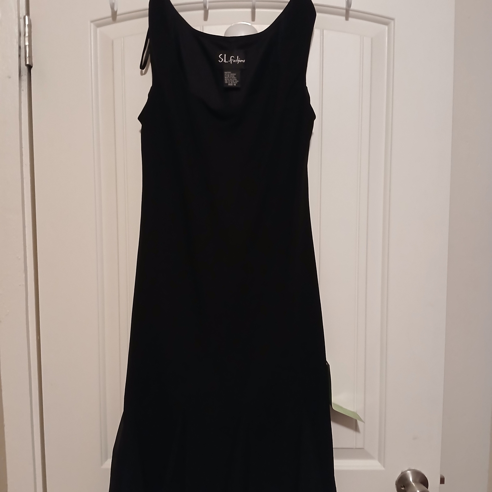 SL Fashions Elegant Black Strapless Dress